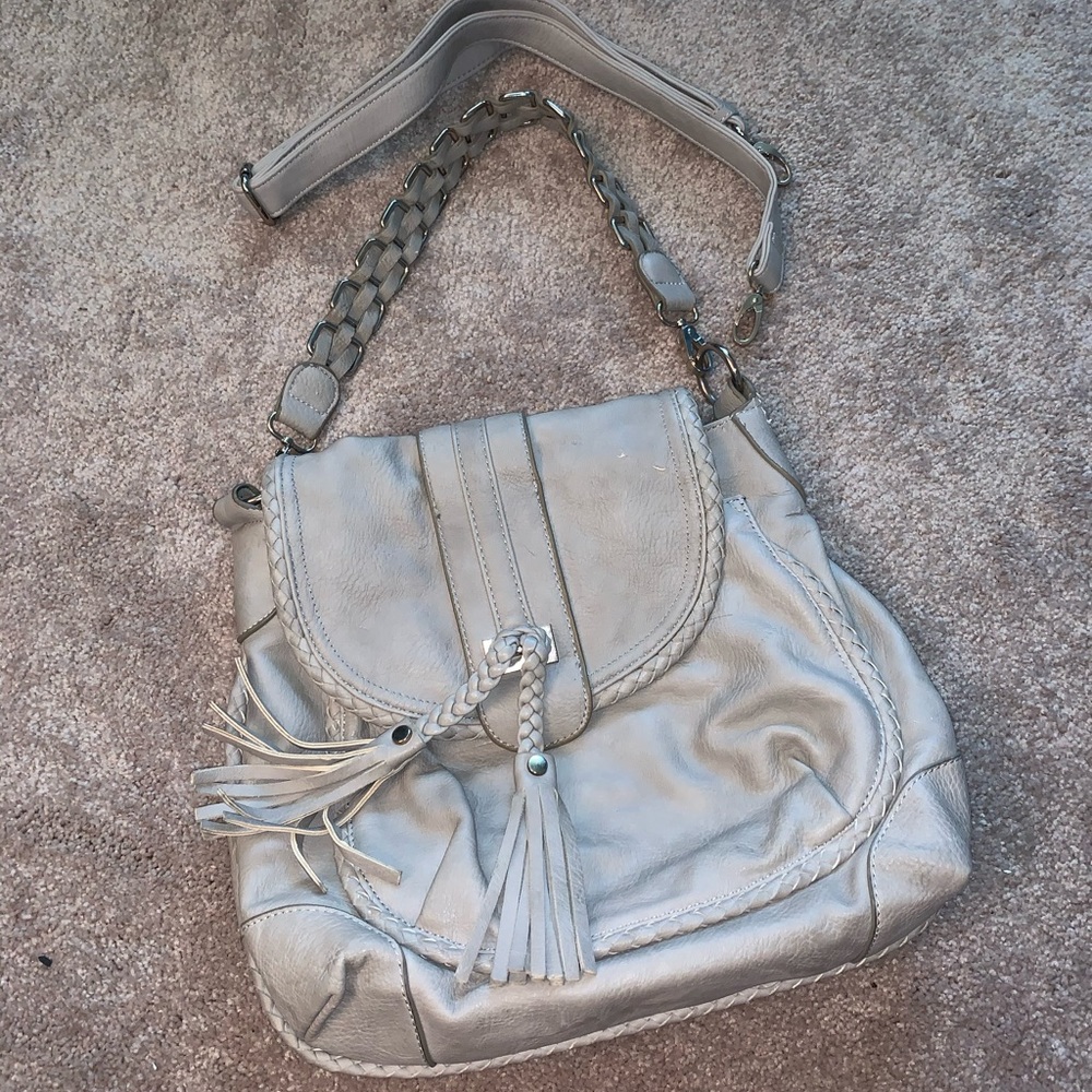 Light grey purse with changeable strap